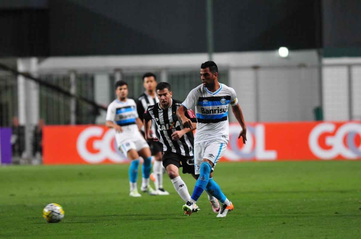 Galo perdeu por 3 a 0 para o Tricolor Gacho, nesta quinta-feira, no Independncia