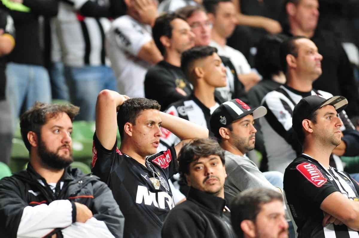 Galo perdeu por 3 a 0 para o Tricolor Gacho, nesta quinta-feira, no Independncia