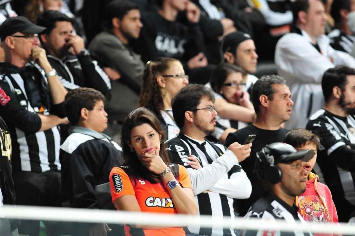 Galo perdeu por 3 a 0 para o Tricolor Gacho, nesta quinta-feira, no Independncia