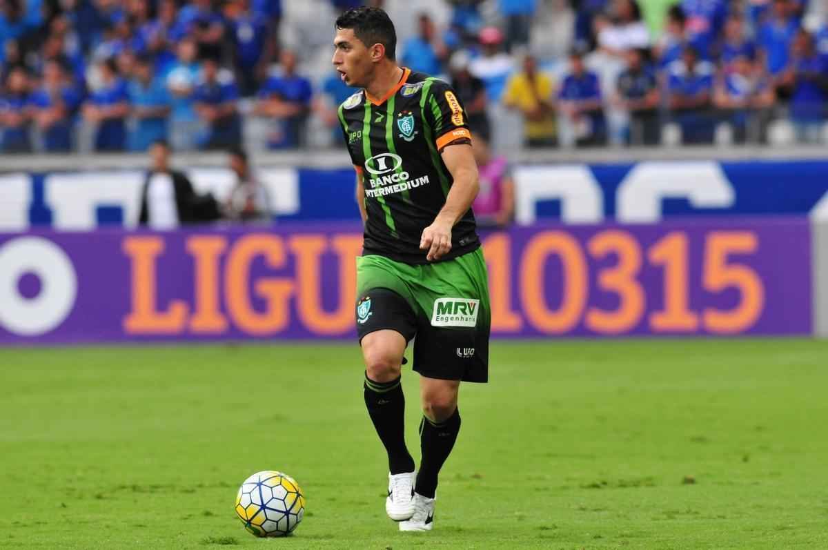 Imagens do jogo entre Cruzeiro e Amrica, pela 4 rodada da Srie A, no Mineiro