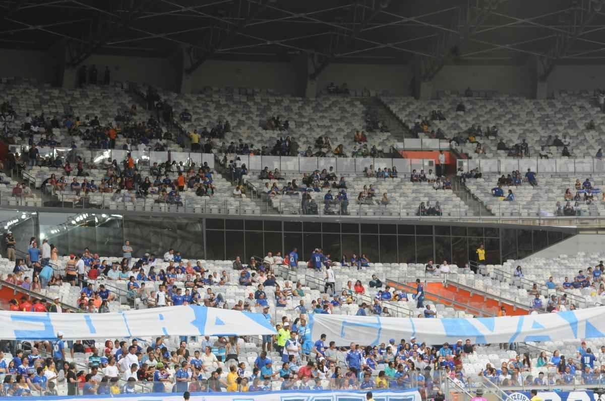 Imagens do jogo entre Cruzeiro e Amrica, pela 4 rodada da Srie A, no Mineiro