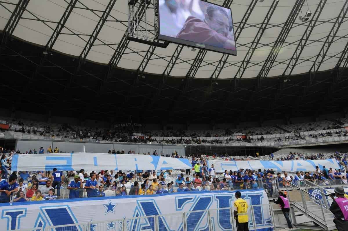 Imagens do jogo entre Cruzeiro e Amrica, pela 4 rodada da Srie A, no Mineiro