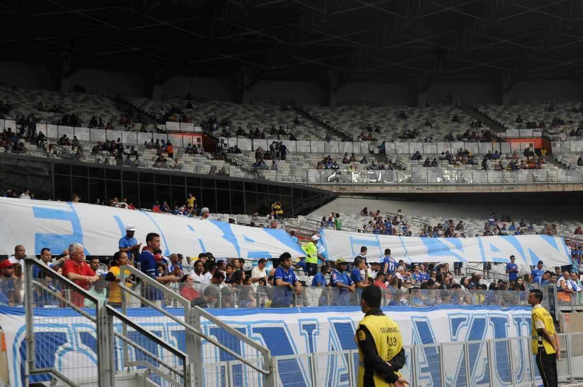 Imagens do jogo entre Cruzeiro e Amrica, pela 4 rodada da Srie A, no Mineiro