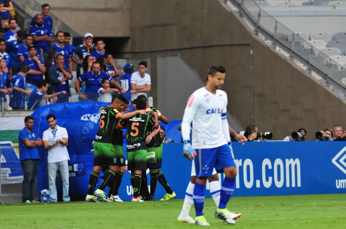 Victor Rangel abriu o placar para o Amrica no clssico