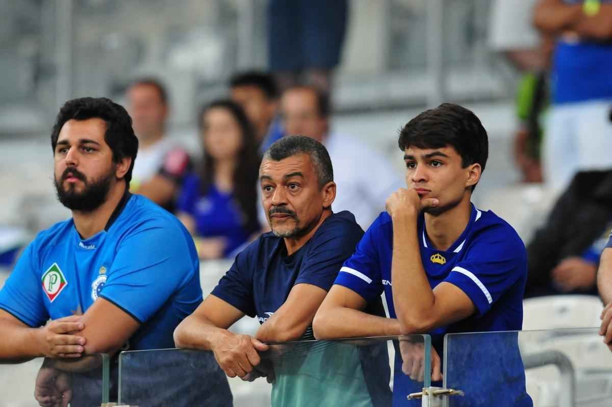 Imagens do segundo tempo do clssico entre Cruzeiro e Amrica, no Mineiro
