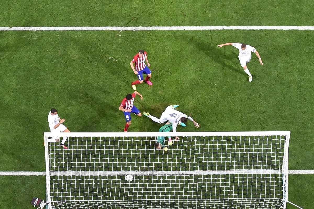 Sergio Ramos abriu o placar para o Real Madrid na final da Liga aos 14 do primeiro tempo