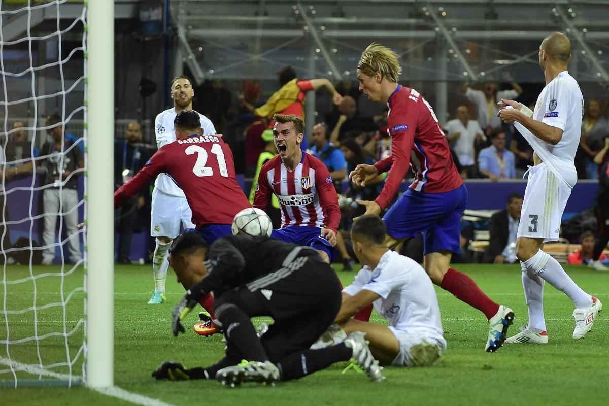 Yannick Ferreira Carrasco marcou o gol de empate do Atltico aos 33 da etapa final