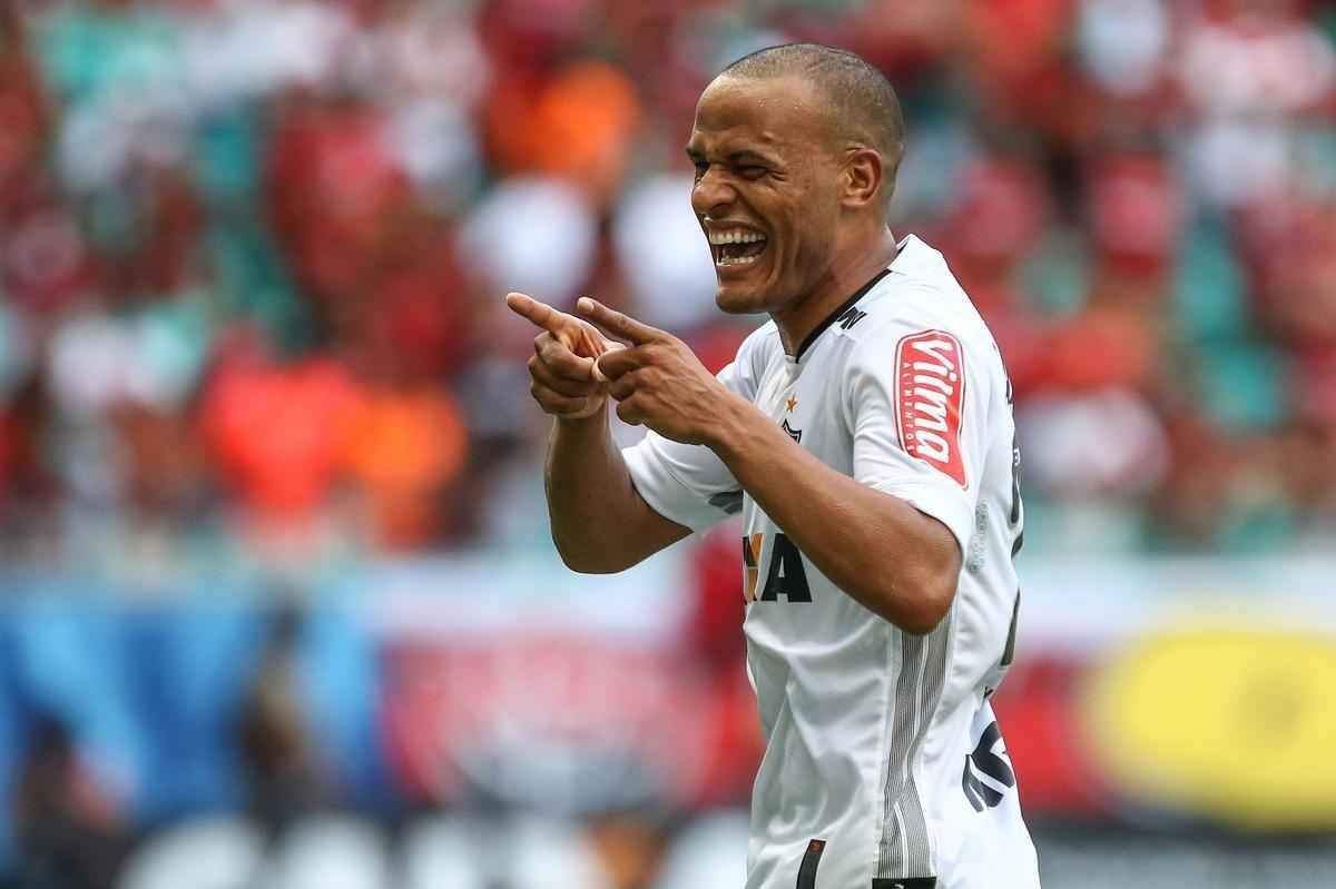 Imagens do jogo entre Vitria e Atltico, na Fonte Nova, pela 4 rodada do Campeonato Brasileiro