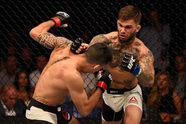 Na luta principal do UFC Fight Night 88, em Las Vegas,  Thomas Almeida foi nocauteado por Cody Garbrandt no primeiro round e perddeu invencibilidade na carreira