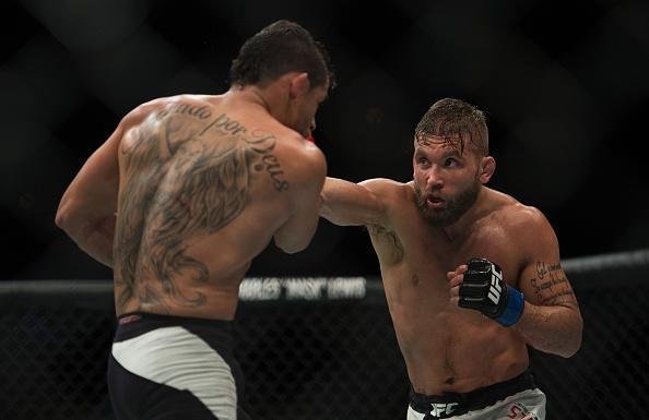 Ex-campeo dos galos, Renan Baro teve estreia frustrante no peso pena: derrota por deciso unnime para Jeremy Stephens