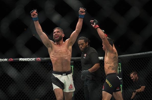 Ex-campeo dos galos, Renan Baro teve estreia frustrante no peso pena: derrota por deciso unnime para Jeremy Stephens