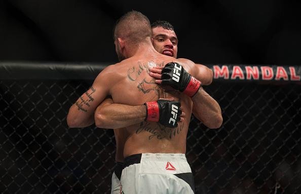 Ex-campeo dos galos, Renan Baro teve estreia frustrante no peso pena: derrota por deciso unnime para Jeremy Stephens