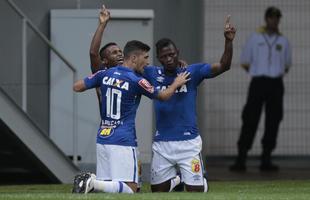 Imagens do jogo entre Botafogo e Cruzeiro no Man Garrincha