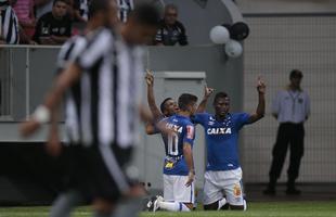 Imagens do jogo entre Botafogo e Cruzeiro no Man Garrincha