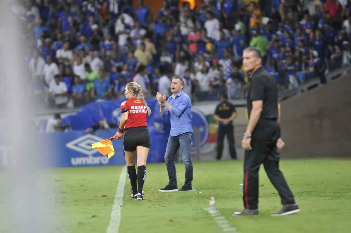 Imagens do jogo entre Cruzeiro e So Paulo, no Mineiro, pela sexta rodada do Campeonato Brasileiro