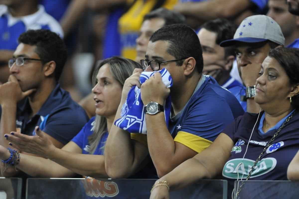 Torcedores mostram preocupao com pior incio de Brasileiro nos pontos corridos, desde 2013