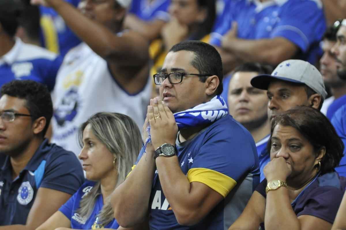 Torcedores mostram preocupao com pior incio de Brasileiro nos pontos corridos, desde 2013