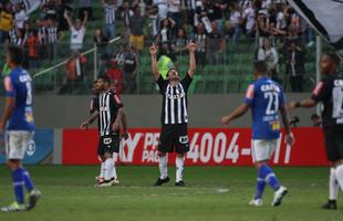 Estreante no Galo, Fred marcou o segundo gol do Atltico no clssico aos 10 do segundo tempo