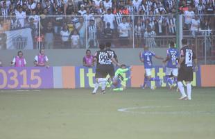 Imagens do primeiro tempo do clssico entre Atltico e Cruzeiro no Independncia