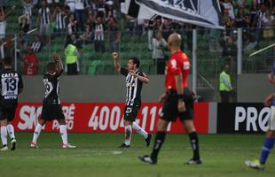 Estreante Fred empatou novamente o clssico para o Atltico no segundo tempo: 2 a 2
