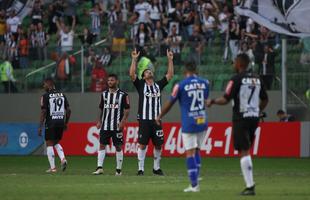 Estreante Fred empatou novamente o clssico para o Atltico no segundo tempo: 2 a 2