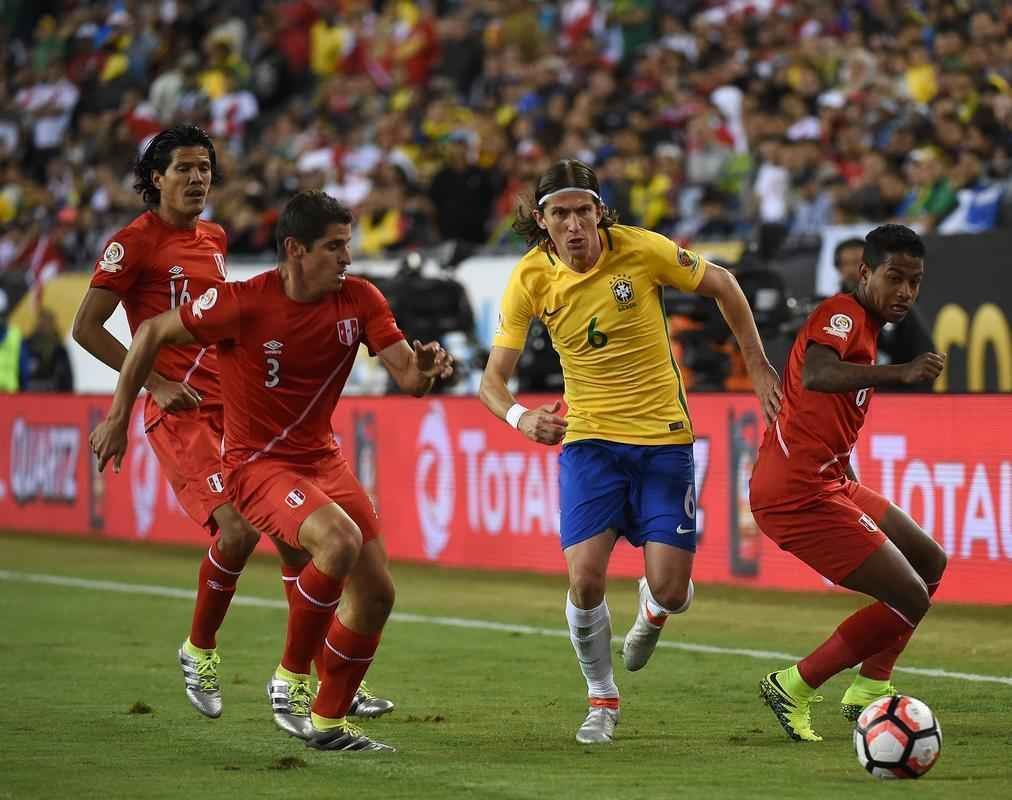 Imagens do duelo entre Brasil e Peru, em Foxborough (EUA), pela Copa Amrica