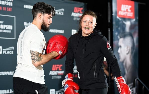 Treino aberto do UFC em Ottawa, no Canad - Joanne Calderwood 