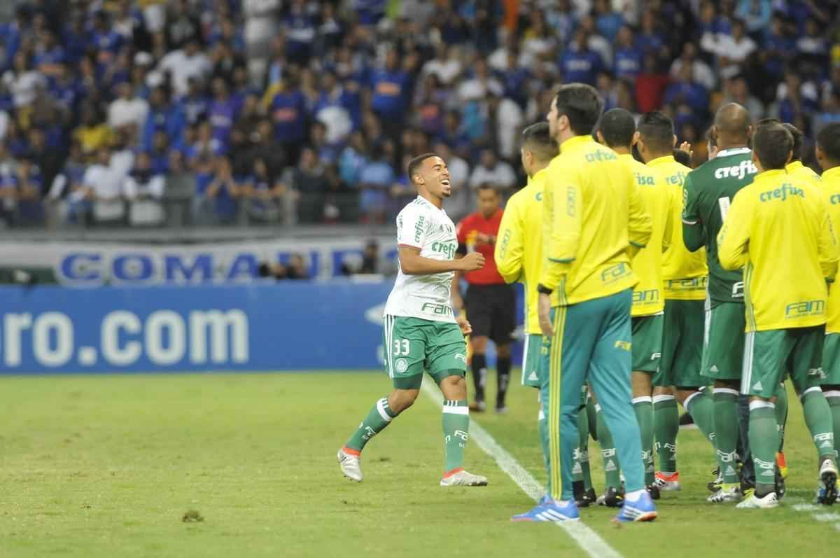 Fotos de Cruzeiro e Palmeiras no Mineiro