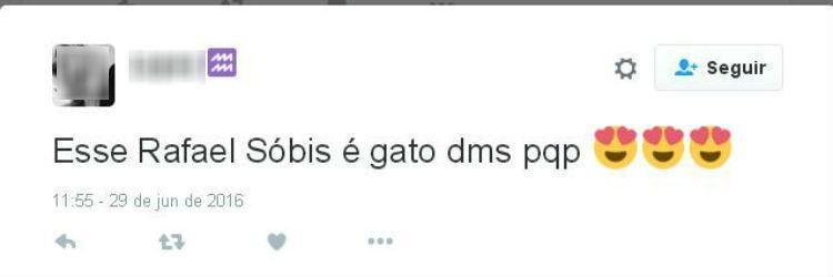 Torcedoras elogiam beleza de Rafael Sbis