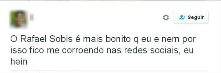 Outro torcedor rebateu a irritao por contas dos elogios ao atacante