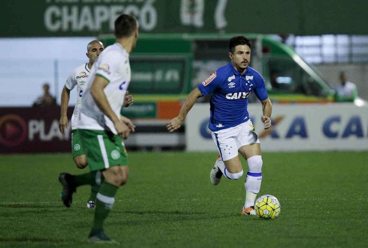 Fotos de Chapecoense 3x2 Cruzeiro, na Arena Cond, em Chapec, pela 12 rodada do Brasileiro (Marcio Cunha/Light Press/Cruzeiro)