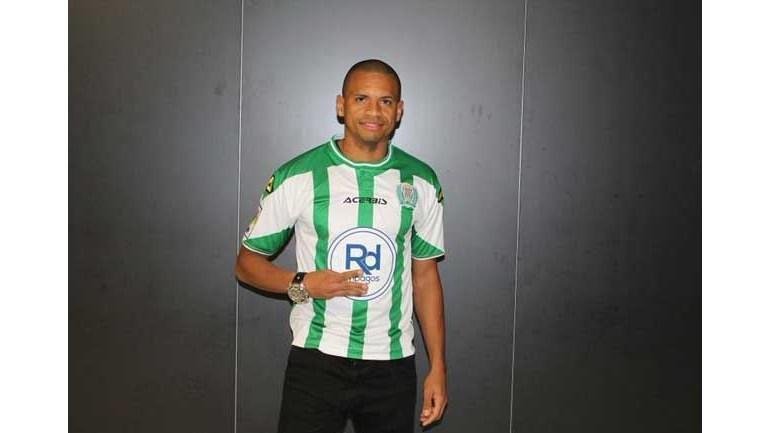 Lateral-esquerdo Edimar, de 30 anos, est prximo de acordo com o Cruzeiro por duas temporadas