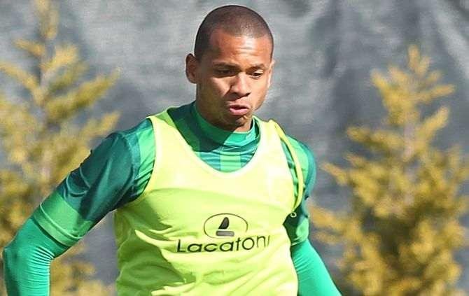 Lateral-esquerdo Edimar, de 30 anos, est prximo de acordo com o Cruzeiro por duas temporadas