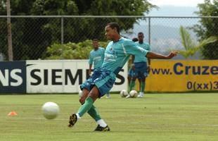 Edimar foi revelado na prpria base do Cruzeiro, em 2005