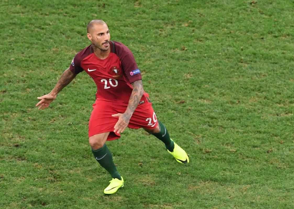 Jogadores de Portugal foram ao delrio com vaga na semifinal da Euro; na Polnia, decepo