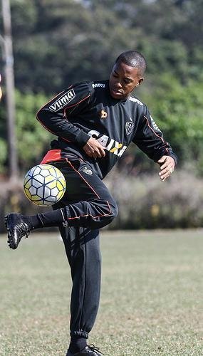 Galo encerrou preparao para partida contra o Figueirense, pelo Brasileiro