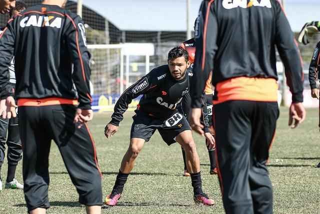 Galo encerrou preparao para partida contra o Figueirense, pelo Brasileiro