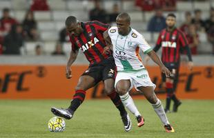 Amrica colhe sua quarta derrota seguida no Campeonato Brasileiro: 1 a 0 para o Atltico-PR no Sul