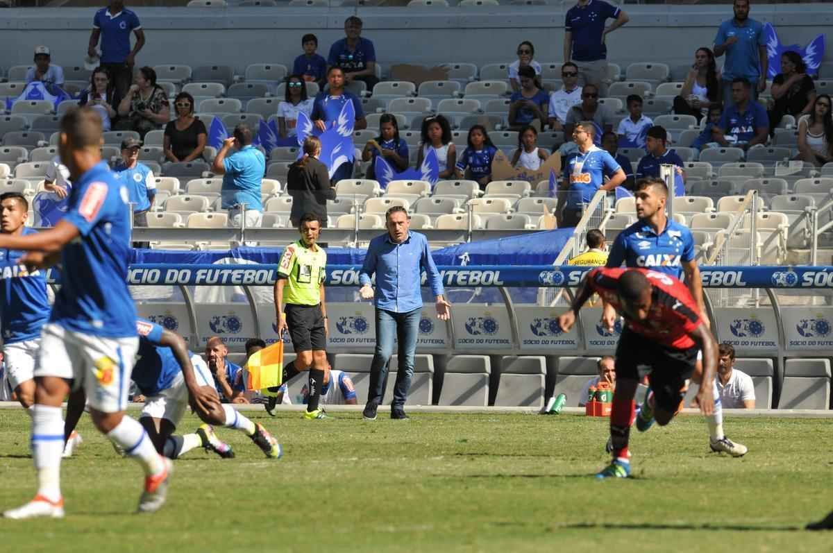 Imagens do jogo entre Cruzeiro e Vitria, no Mineiro, pela 13 rodada do Campeonato Brasileiro