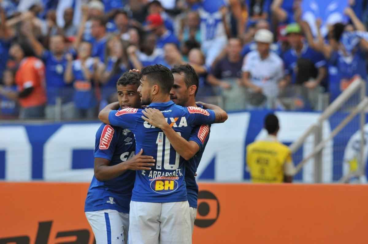 Alisson marcou o primeiro gol do Cruzeiro no Mineiro