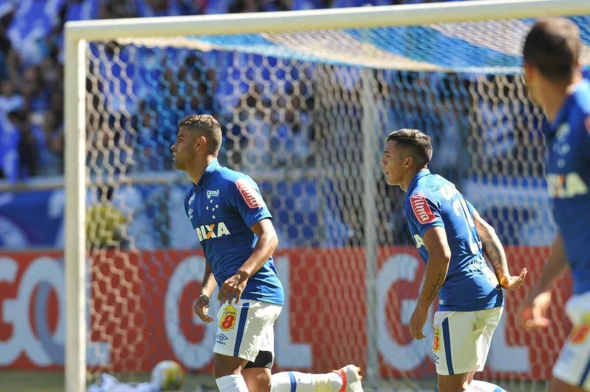 Alisson marcou o primeiro gol do Cruzeiro no Mineiro