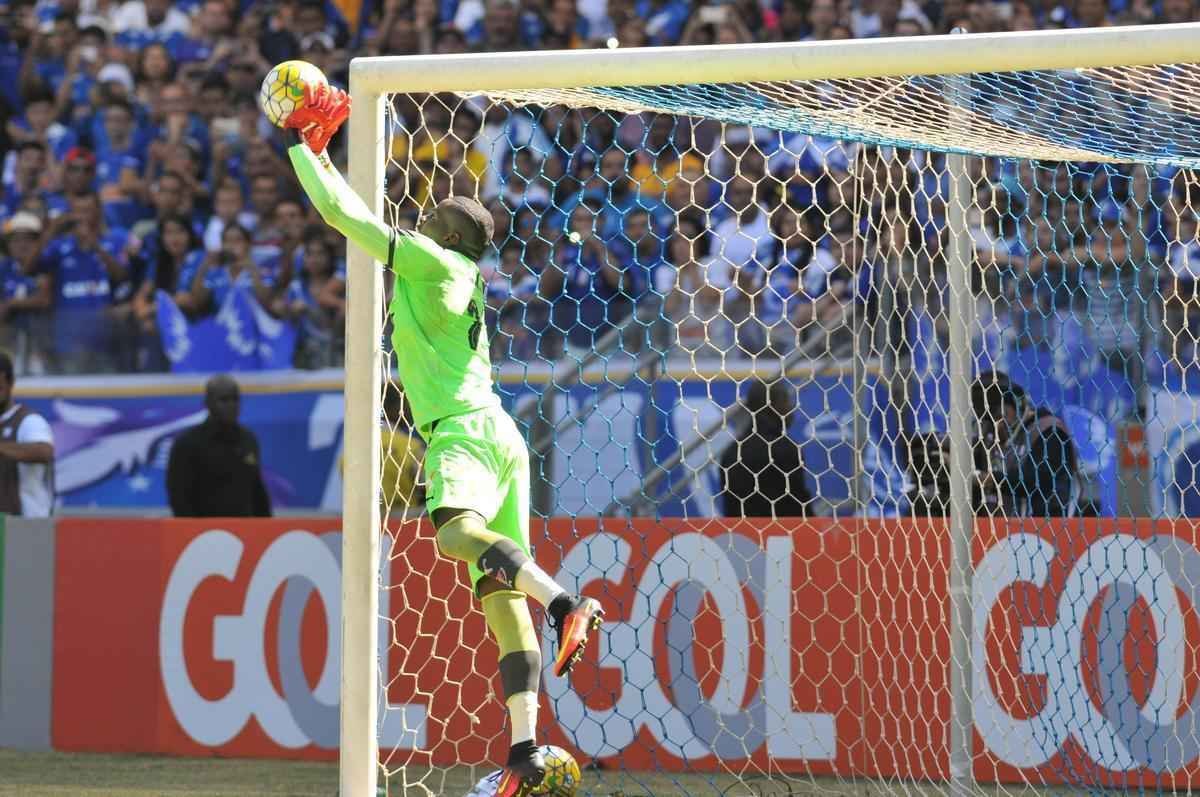 Arrascaeta chegou a ampliar o placar para o Cruzeiro