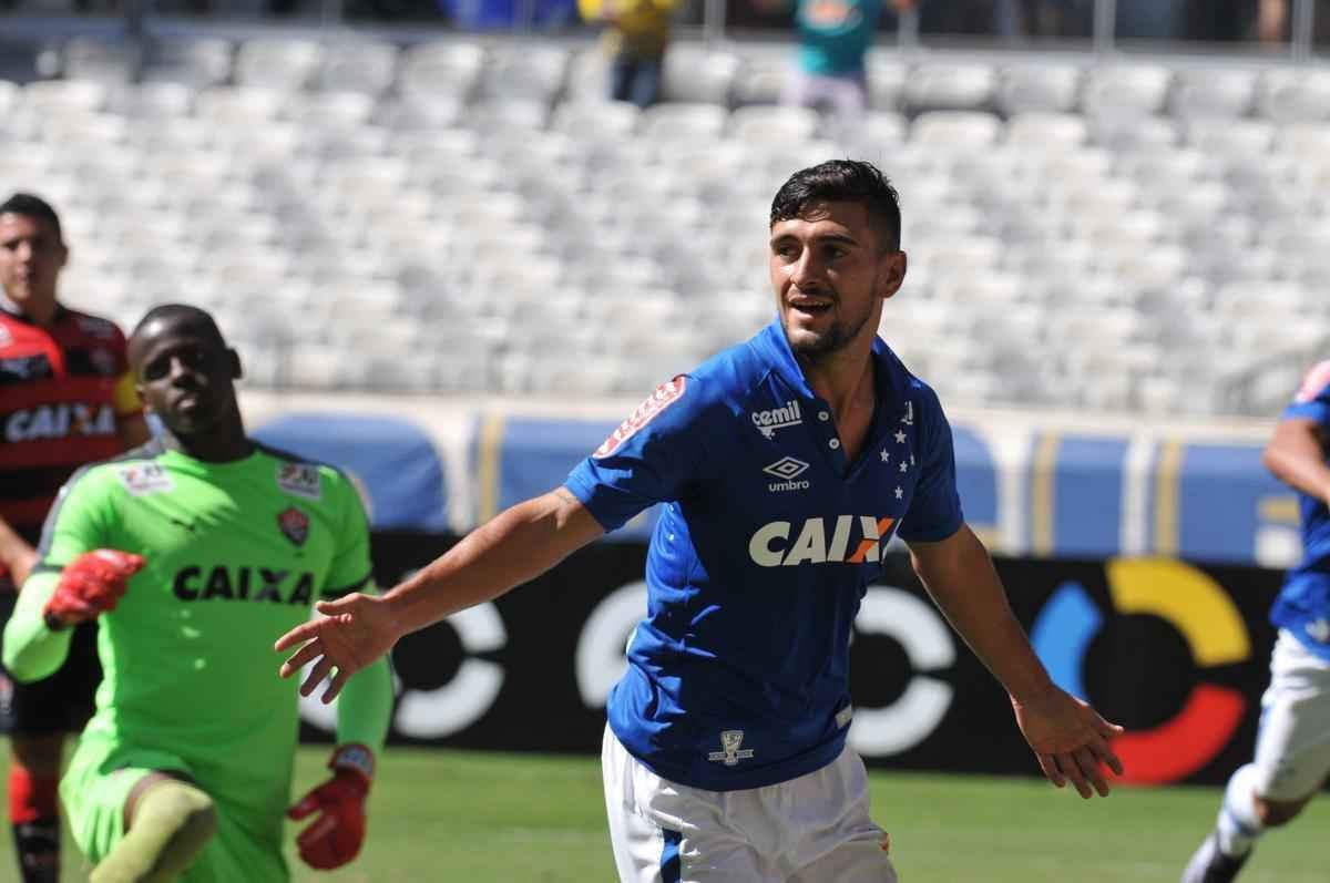 Arrascaeta chegou a ampliar o placar para o Cruzeiro