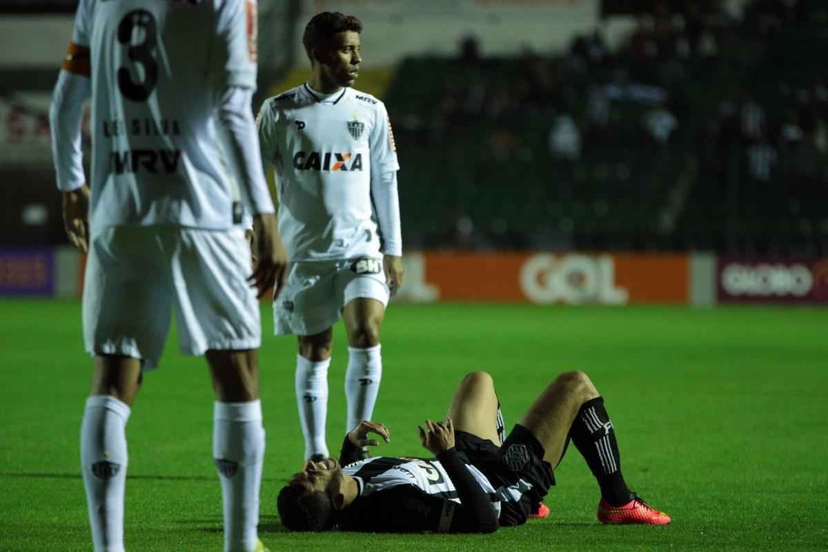Em Florianpolis, equipes se enfrentam pela 13 rodada do Campeonato Brasileiro