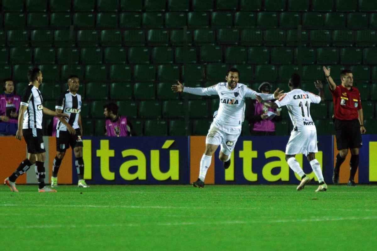 Em Florianpolis, equipes se enfrentam pela 13 rodada do Campeonato Brasileiro