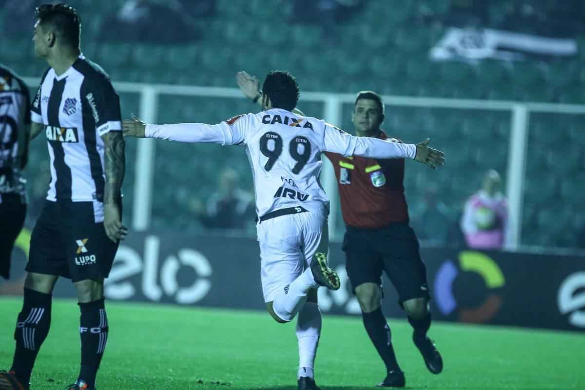Em Florianpolis, Figueirense e Atltico empatam por 1 a 1
