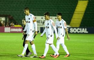 Em Florianpolis, Figueirense e Atltico empatam por 1 a 1