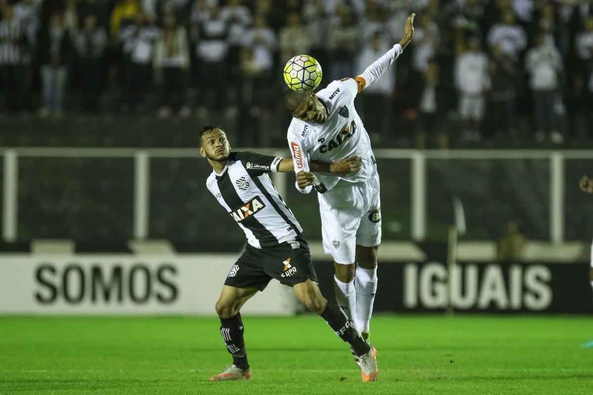 Em Florianpolis, Figueirense e Atltico empatam por 1 a 1