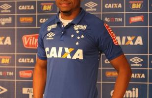 Edimar foi revelado pelo Cruzeiro e depois passou pelo futebol europeu