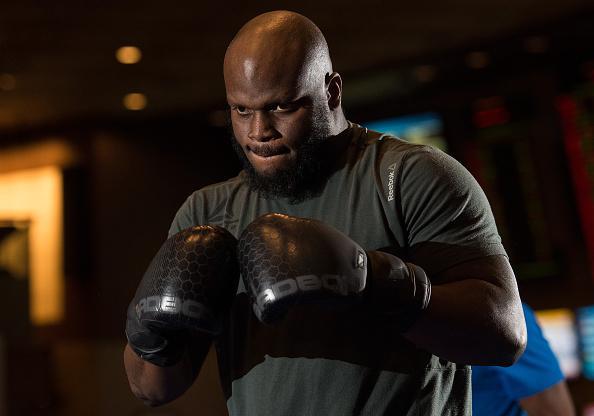 Imagens do treino aberto do UFC em Las Vegas - A 'Besta' Derrick Lewis em ao